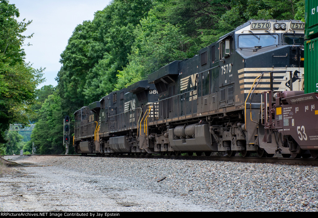 Three GE's lug 28C north at South Fork